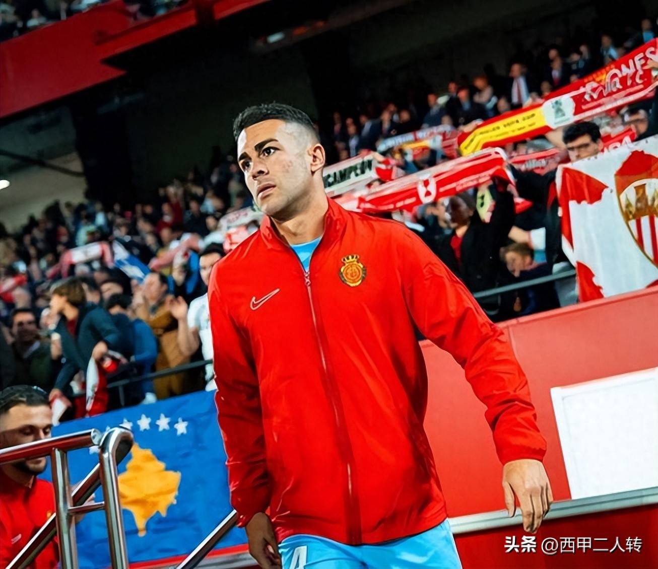 对坐替补席不满,西甲球队副队长被撤职